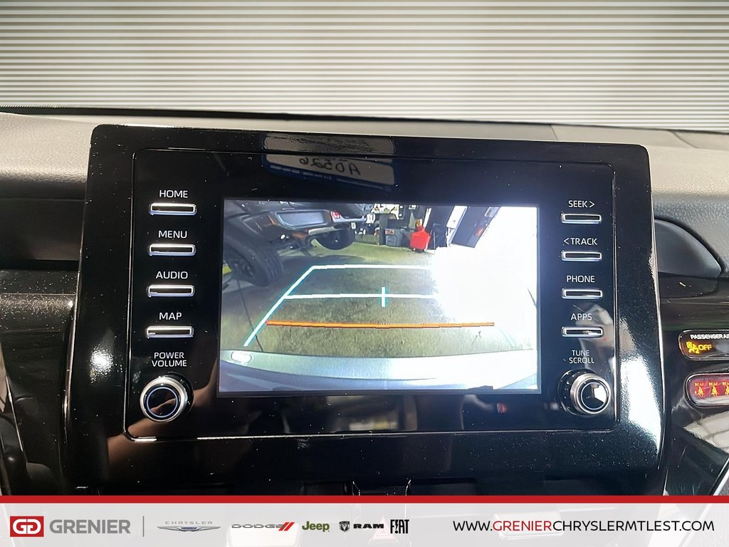 2024 Toyota Camry SE + CUIR + CARPLAY in Pointe-Aux-Trembles, Quebec - 16 - w1024h768px