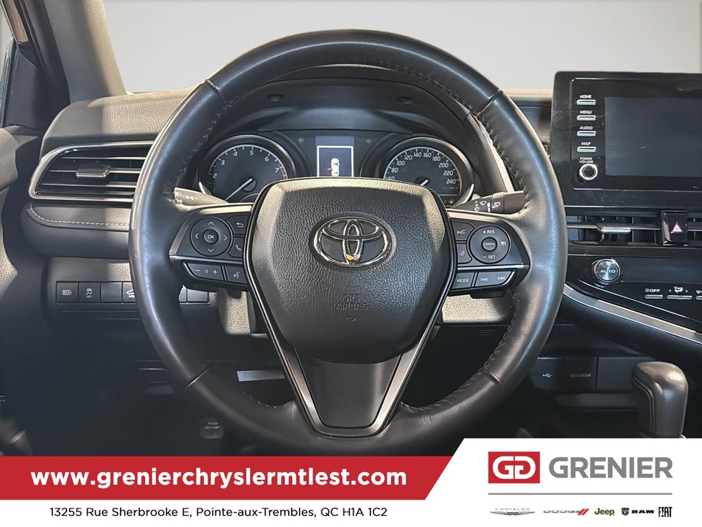Toyota Camry SE 2024 à Pointe-Aux-Trembles, Québec - 10 - w1024h768px