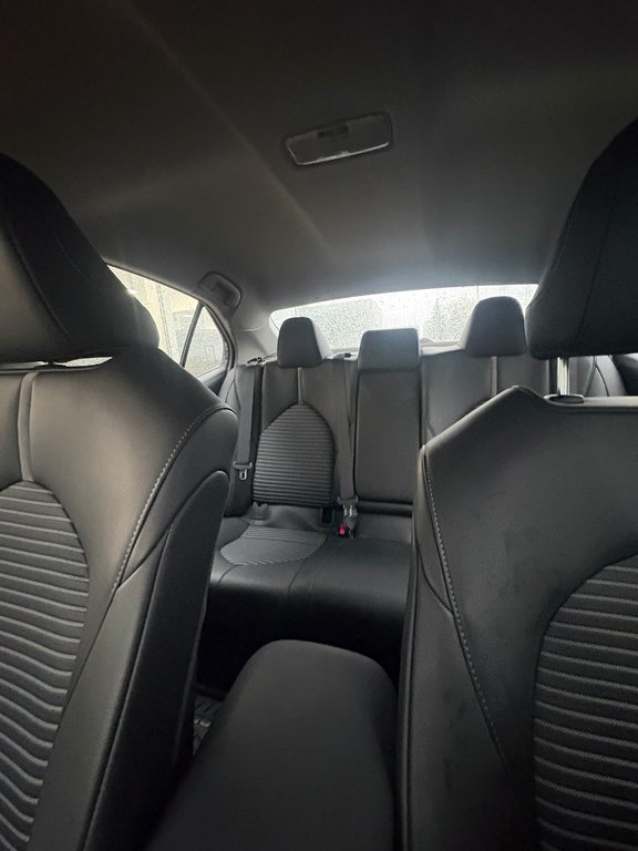 Toyota Camry SE AWD 2024 à Pointe-Aux-Trembles, Québec - 9 - w1024h768px