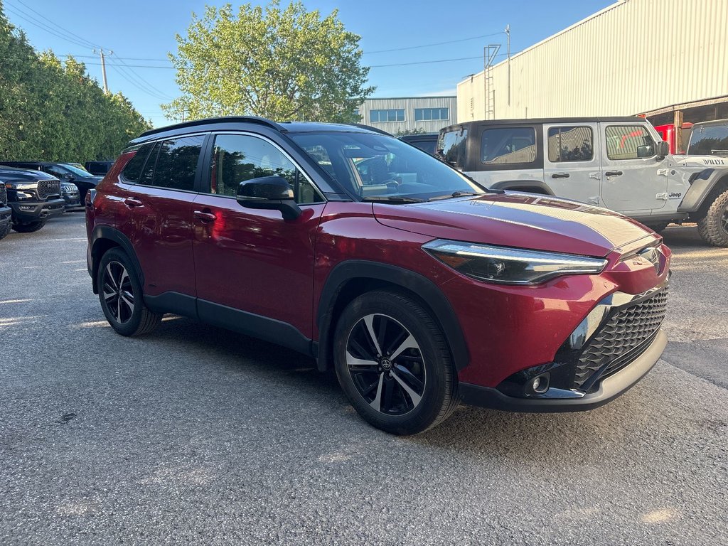 Toyota Corolla Cross LE HYBRIDE 2023 à Pointe-Aux-Trembles, Québec - 3 - w1024h768px