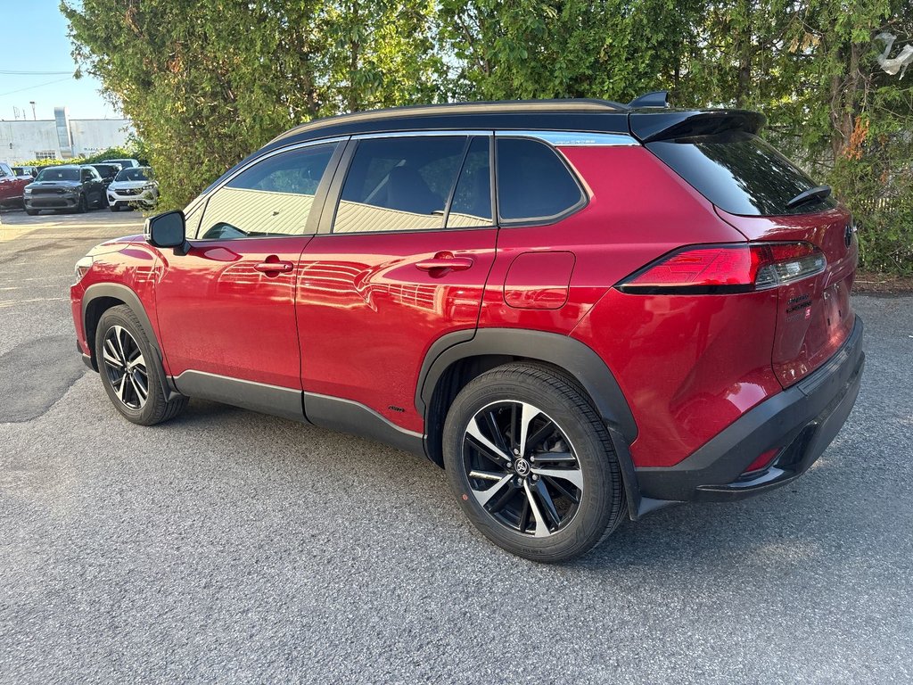 Toyota Corolla Cross LE HYBRIDE 2023 à Pointe-Aux-Trembles, Québec - 6 - w1024h768px