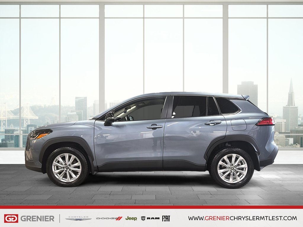 Toyota Corolla Cross LE + AWD + SIEGES ET VOLANT CHAUFFANTS 2025 à Pointe-Aux-Trembles, Québec - 5 - w1024h768px