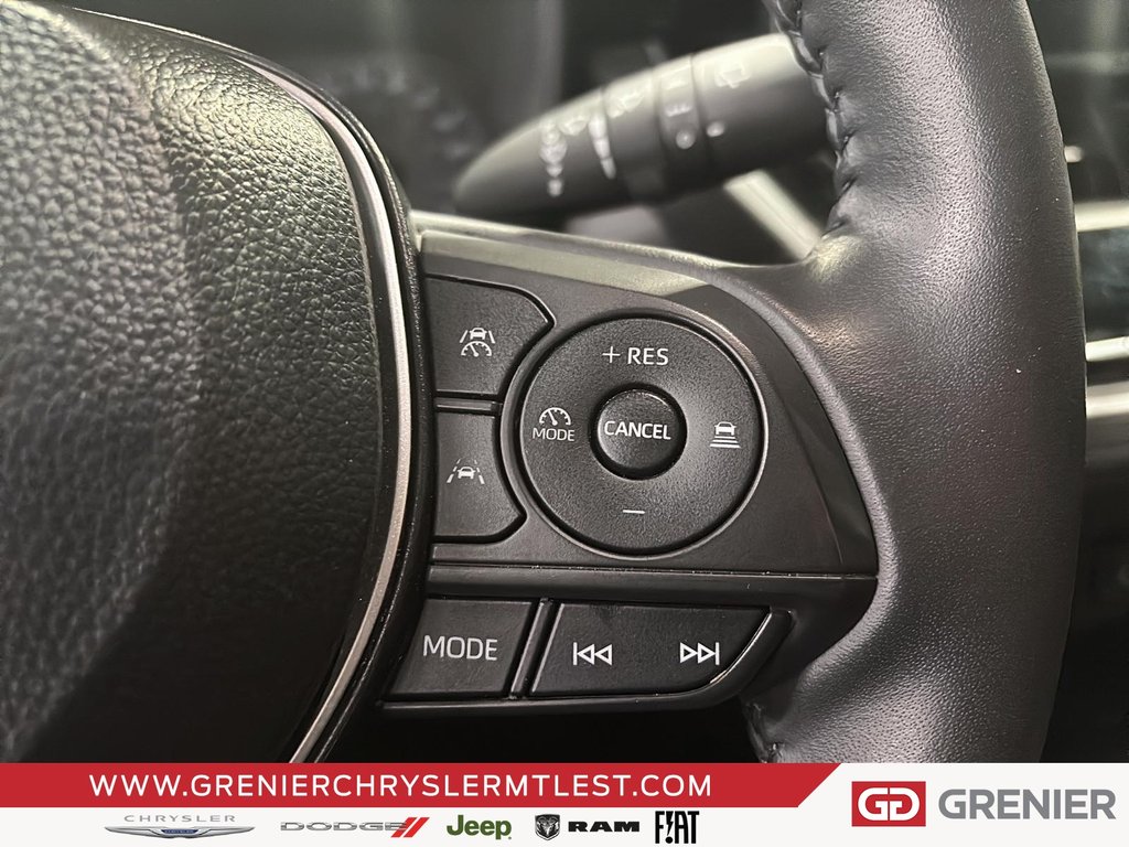Toyota Corolla Cross LE + AWD + SIEGES ET VOLANT CHAUFFANTS 2025 à Pointe-Aux-Trembles, Québec - 10 - w1024h768px