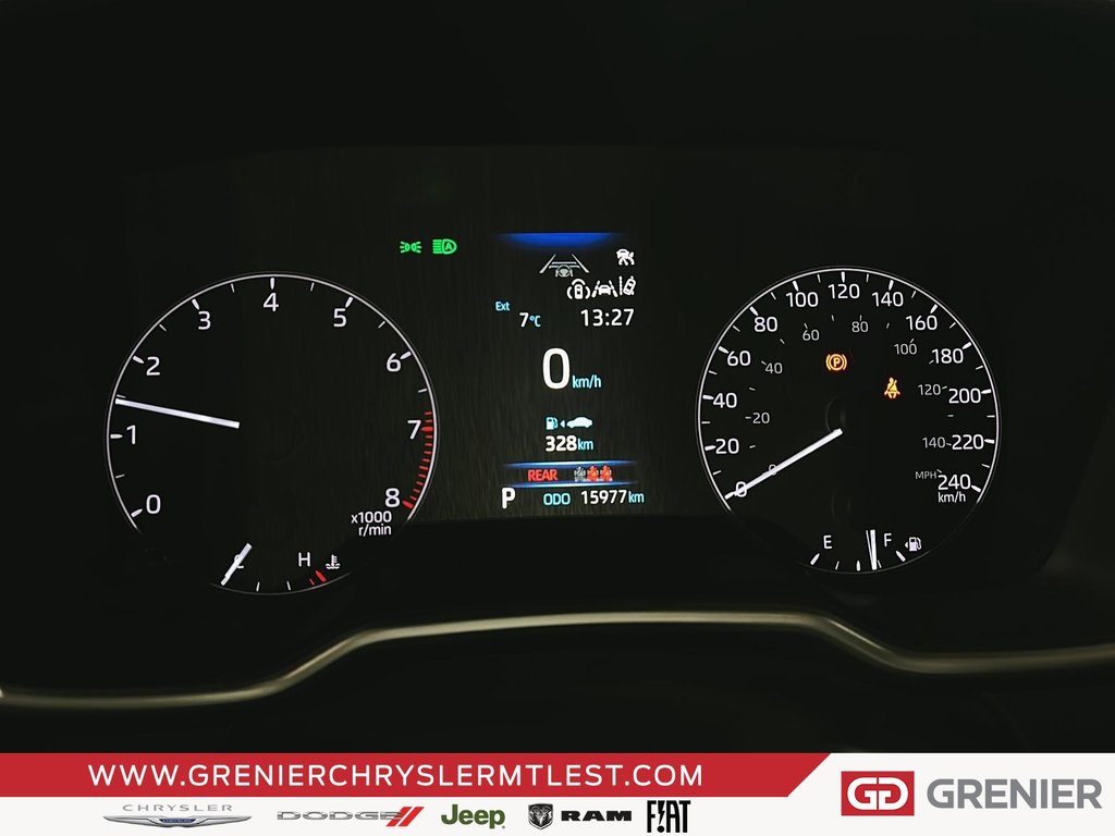 2025 Toyota Corolla Hatchback SE PLUS + FWD + GROUPE ELECTRIQUE in Pointe-Aux-Trembles, Quebec - 11 - w1024h768px