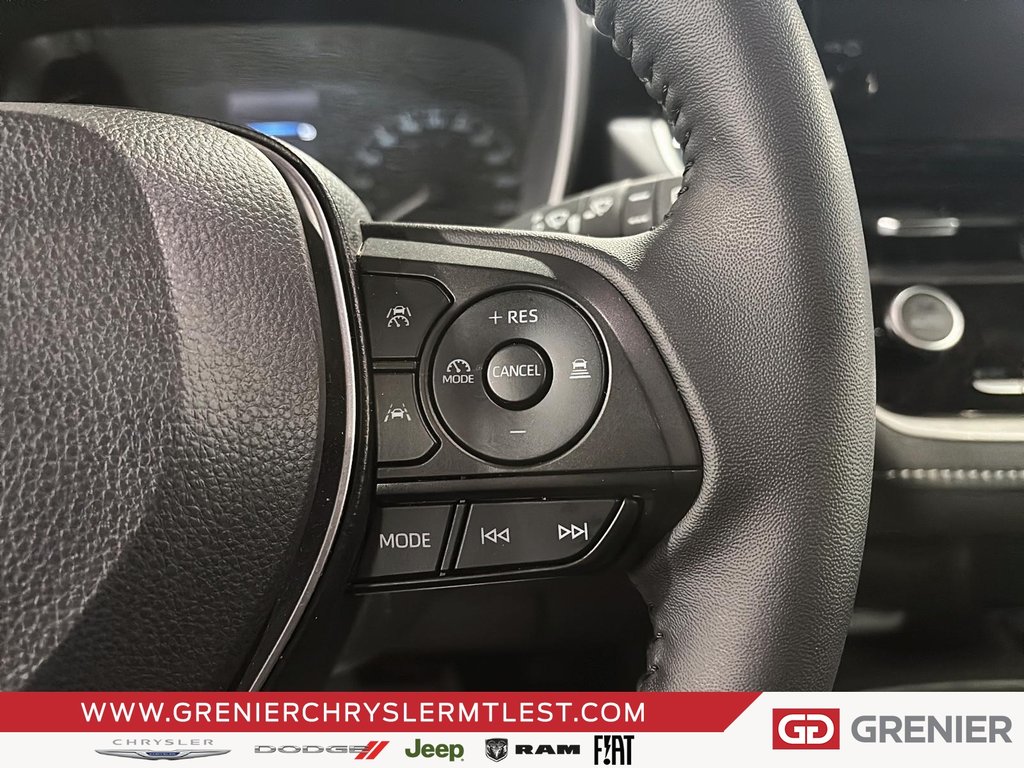 2025 Toyota Corolla Hatchback SE PLUS + FWD + GROUPE ELECTRIQUE in Pointe-Aux-Trembles, Quebec - 9 - w1024h768px