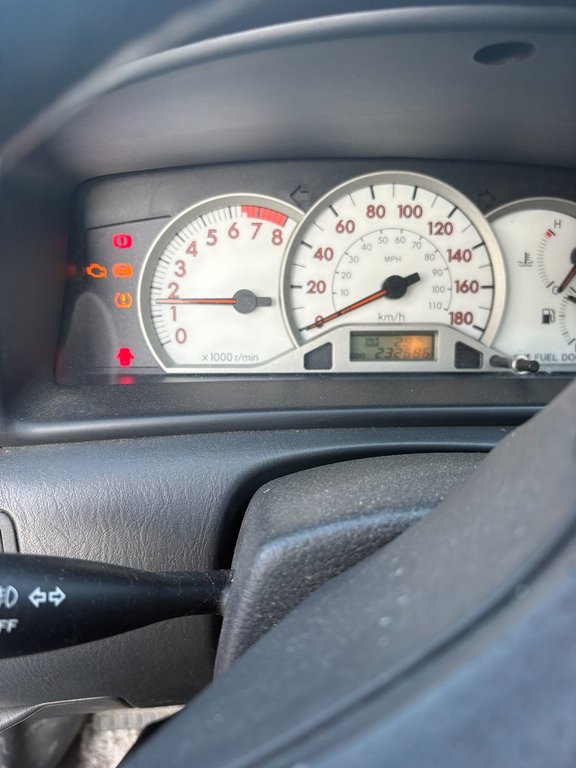 Toyota Corolla S SPORT 2005 à Pointe-Aux-Trembles, Québec - 13 - w1024h768px