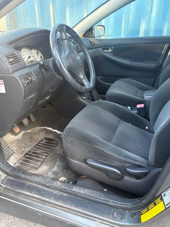 Toyota Corolla S SPORT 2005 à Pointe-Aux-Trembles, Québec - 11 - w1024h768px