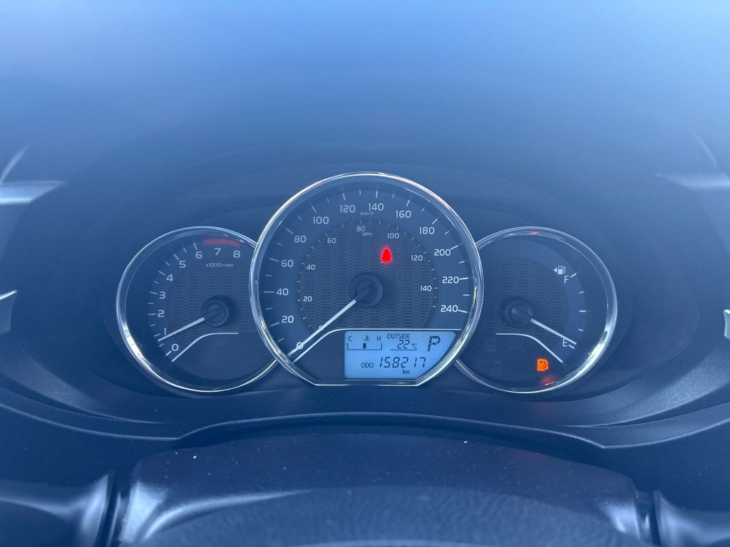 2016 Toyota Corolla in Pointe-Aux-Trembles, Quebec - 18 - w1024h768px