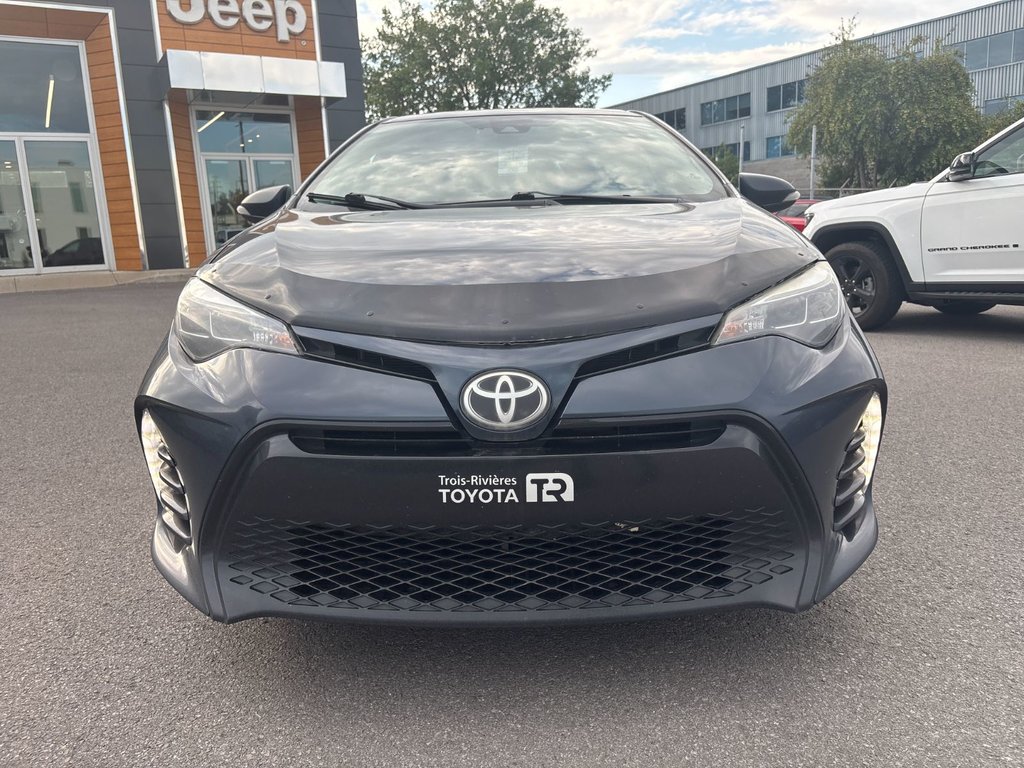 2017 Toyota Corolla LE in Pointe-Aux-Trembles, Quebec - 7 - w1024h768px
