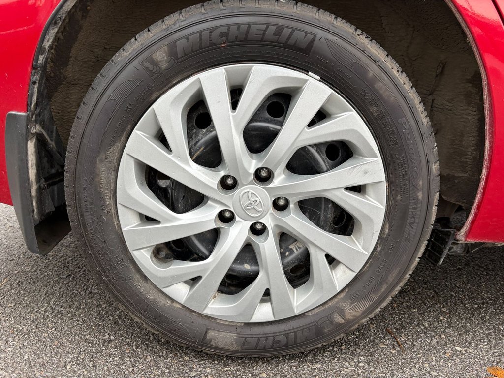 Toyota Corolla LE 2018 à Pointe-Aux-Trembles, Québec - 8 - w1024h768px