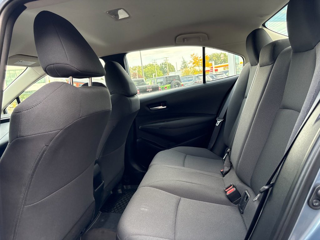 Toyota Corolla  2020 à Pointe-Aux-Trembles, Québec - 16 - w1024h768px