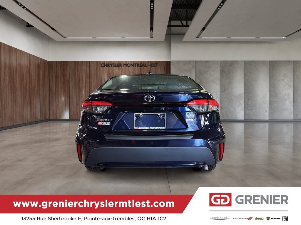 Toyota Corolla XLE 2022 à Pointe-Aux-Trembles, Québec - 4 - w1024h768px