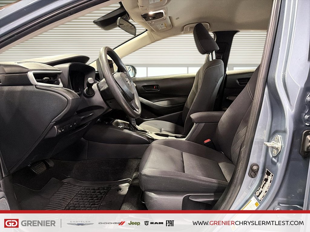 Toyota Corolla HYBRID LE + SIEGES CHAUFFANTS + CARPLAY 2023 à Pointe-Aux-Trembles, Québec - 7 - w1024h768px