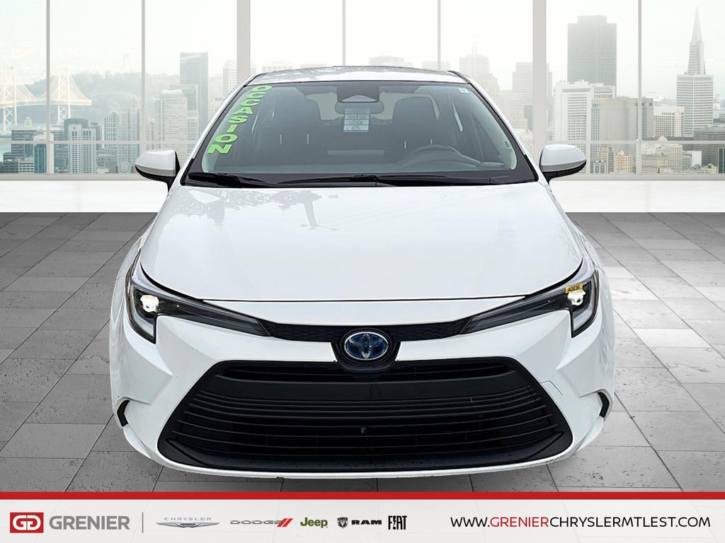 Toyota Corolla LE + HYBRIDE + AWD 2024 à Pointe-Aux-Trembles, Québec - 2 - w1024h768px