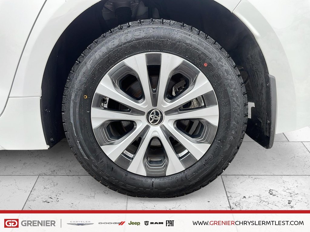 Toyota Corolla LE + HYBRIDE + AWD 2024 à Pointe-Aux-Trembles, Québec - 8 - w1024h768px