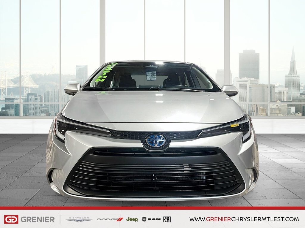 Toyota Corolla HYBRIDE + LE + AWD + CARPLAY 2024 à Pointe-Aux-Trembles, Québec - 2 - w1024h768px