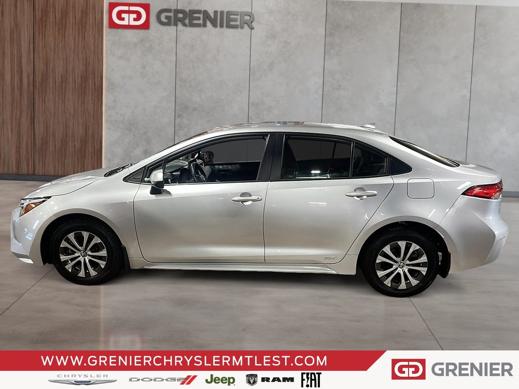 2024 Toyota Corolla HYBRIDE + LE + AWD + CARPLAY in Pointe-Aux-Trembles, Quebec - 6 - w1024h768px