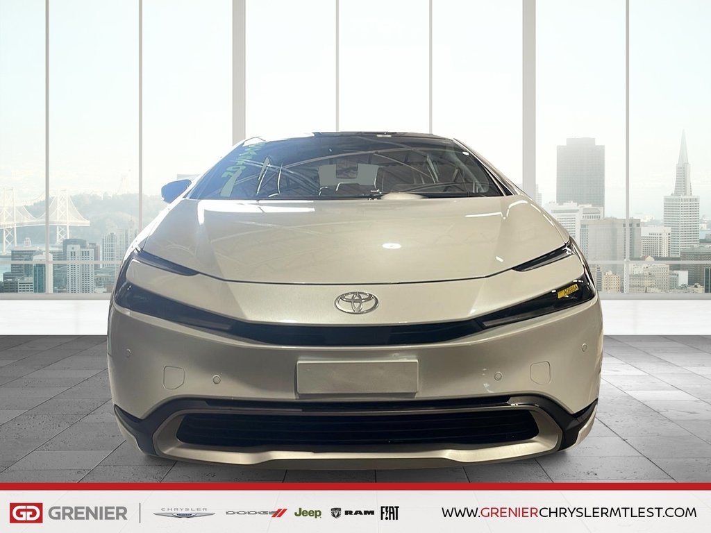 Toyota Prius Plug-in Hybrid SE + FWD + GROUPE ELECTRIQUE 2025 à Pointe-Aux-Trembles, Québec - 2 - w1024h768px