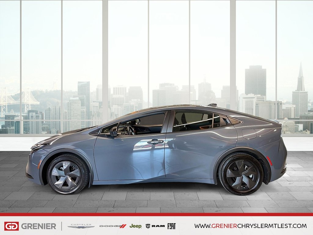 2024 Toyota PRIUS PRIME HYBRIDE BRANCHABLE + CARPLAY in Pointe-Aux-Trembles, Quebec - 5 - w1024h768px