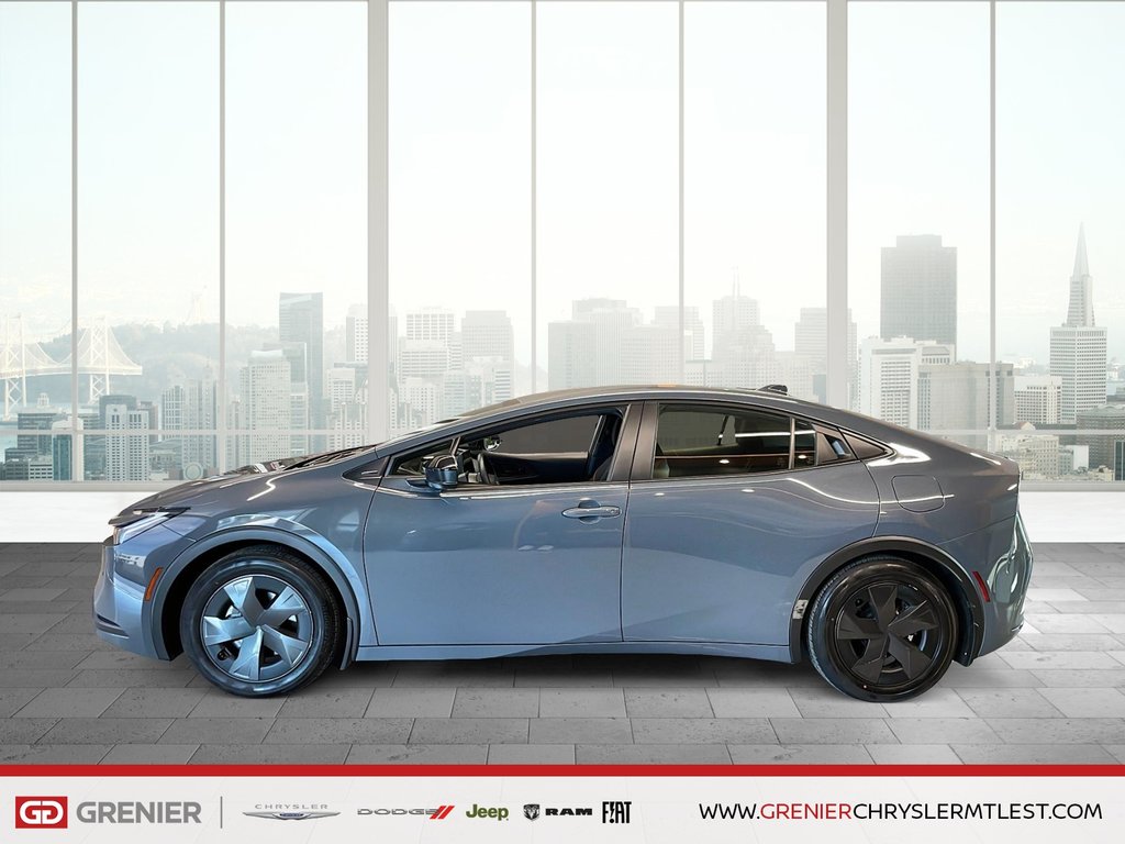2024 Toyota PRIUS PRIME HYBRIDE BRANCHABLE + CARPLAY in Pointe-Aux-Trembles, Quebec - 7 - w1024h768px