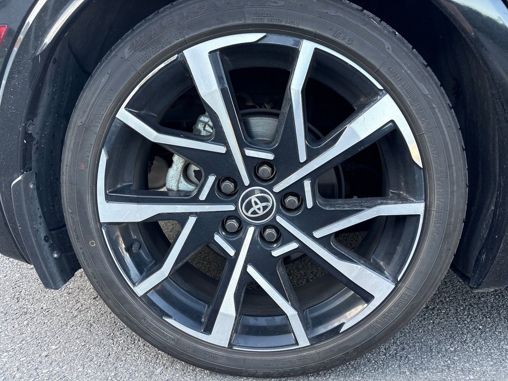 2024 Toyota Prius Prime XSE in Pointe-Aux-Trembles, Quebec - 8 - w1024h768px