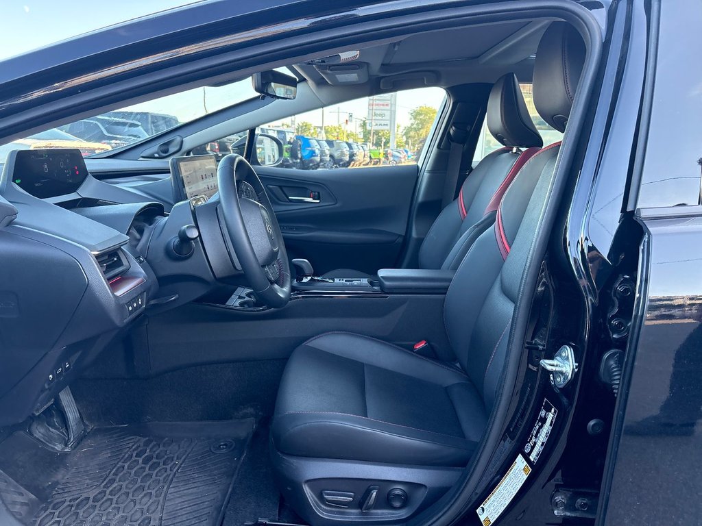 2024 Toyota Prius Prime XSE in Pointe-Aux-Trembles, Quebec - 15 - w1024h768px