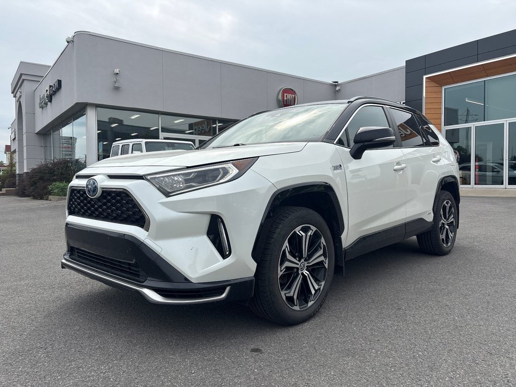 2021 Toyota RAV4 Prime XSE in Pointe-Aux-Trembles, Quebec - 1 - w1024h768px