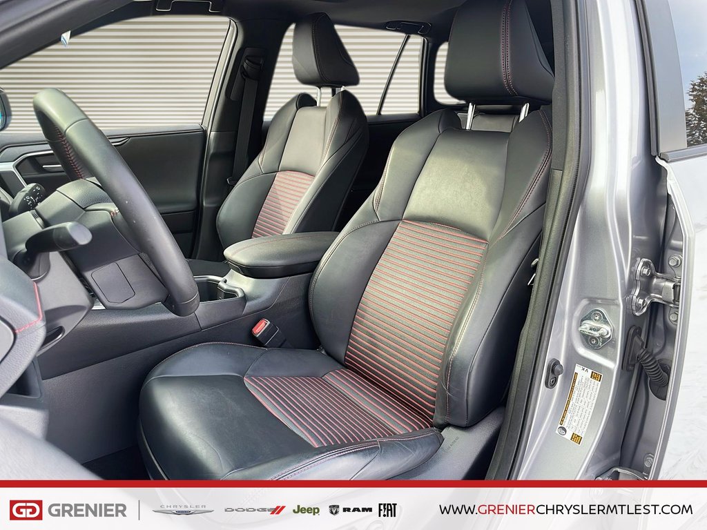 Toyota RAV4 Prime XSE + HYBRIDE + AWD + TOIT OUVRANT 2024 à Pointe-Aux-Trembles, Québec - 8 - w1024h768px