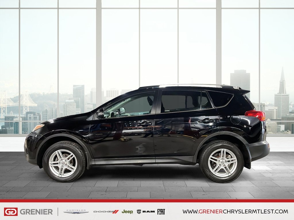 Toyota RAV4 LE + BLUETOOTH + CLIMATISATION 2015 à Pointe-Aux-Trembles, Québec - 3 - w1024h768px