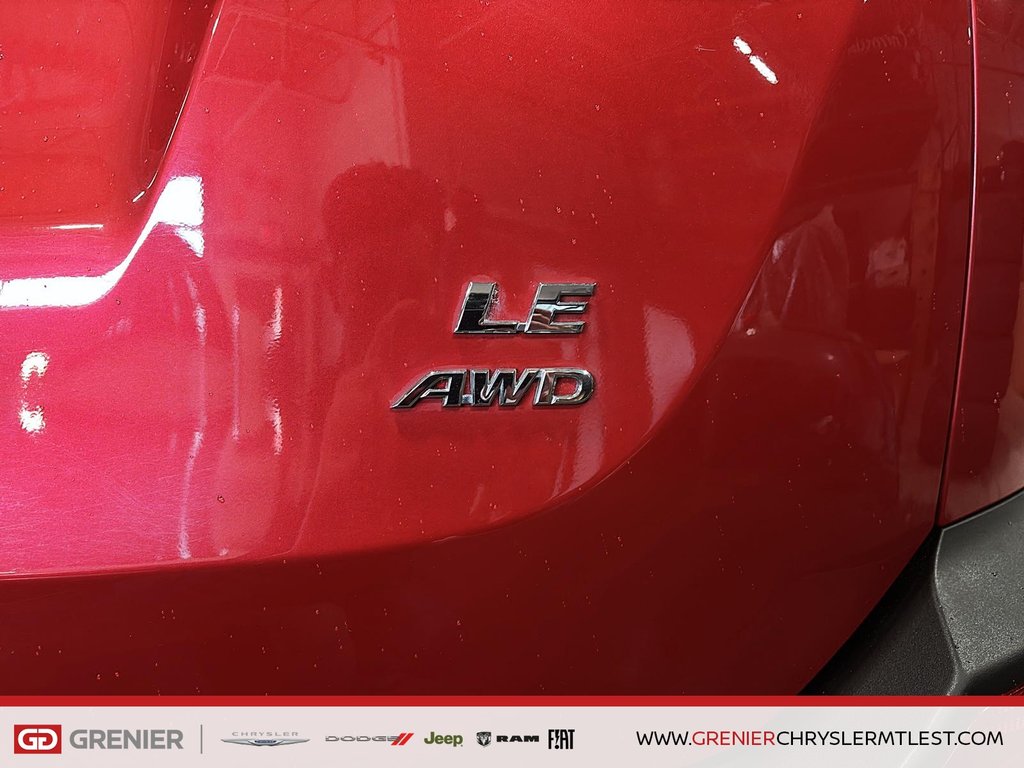 Toyota RAV4 LE + AWD + AUTOMATIQUE + GROUPE ELECTRIQUE 2015 à Pointe-Aux-Trembles, Québec - 4 - w1024h768px
