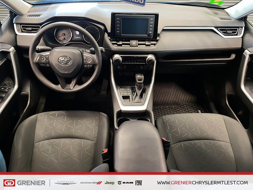Toyota RAV4 LE + AWD + BLUETOOTH + AIDE AU SUIVI DE VOIE 2020 à Pointe-Aux-Trembles, Québec - 8 - w1024h768px