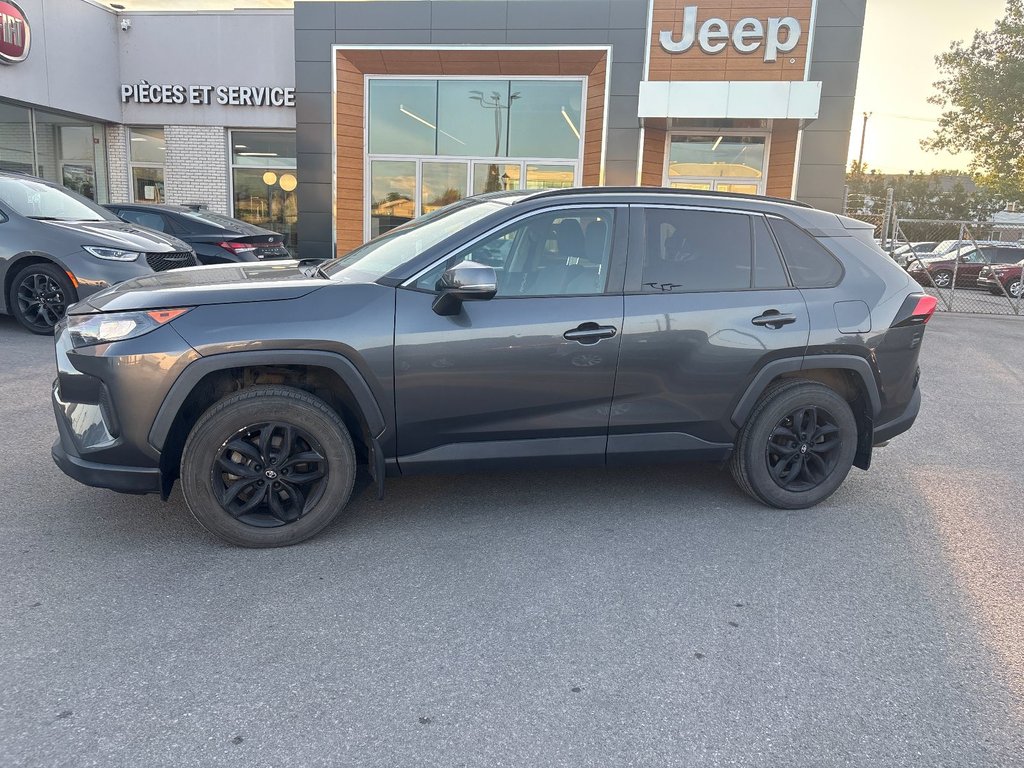 Toyota RAV4 LE 2020 à Pointe-Aux-Trembles, Québec - 6 - w1024h768px