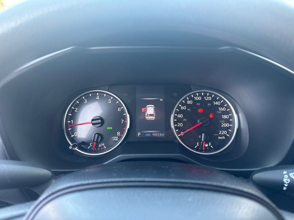 Toyota RAV4 LE 2020 à Pointe-Aux-Trembles, Québec - 8 - w1024h768px