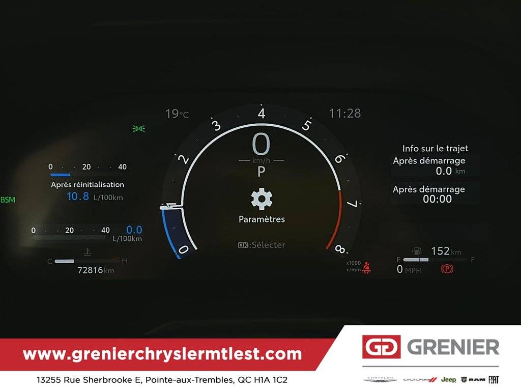 2023 Toyota RAV4 Limited in Pointe-Aux-Trembles, Quebec - 17 - w1024h768px