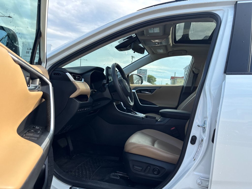 Toyota RAV4 Limited 2023 à Pointe-Aux-Trembles, Québec - 23 - w1024h768px