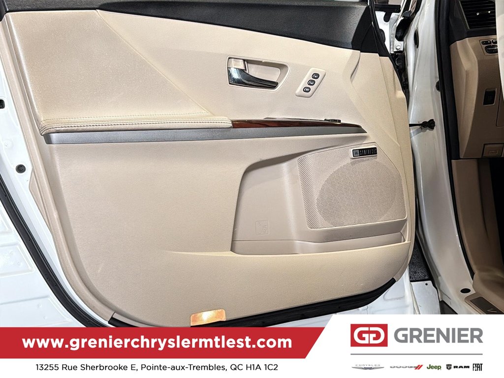 2015 Toyota Venza Limited AWD in Pointe-Aux-Trembles, Quebec - 9 - w1024h768px