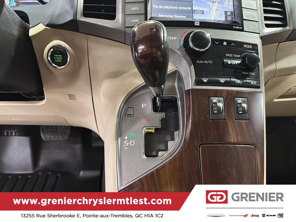 2015 Toyota Venza Limited AWD in Pointe-Aux-Trembles, Quebec - 15 - w1024h768px
