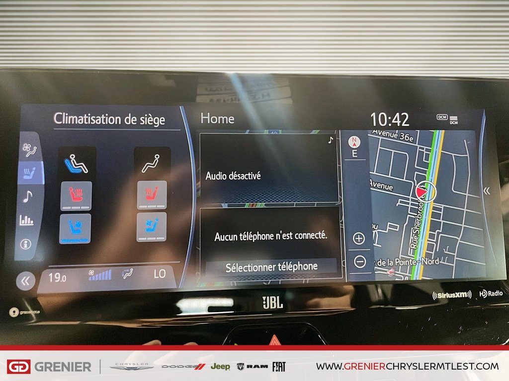 Toyota Venza HYBRIDE LE + AWD + CUIR + CARPLAY 2021 à Pointe-Aux-Trembles, Québec - 13 - w1024h768px