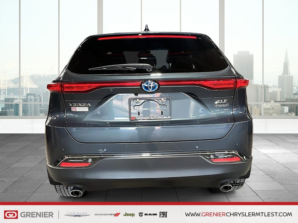 Toyota Venza HYBRIDE LE + AWD + CUIR + CARPLAY 2021 à Pointe-Aux-Trembles, Québec - 3 - w1024h768px