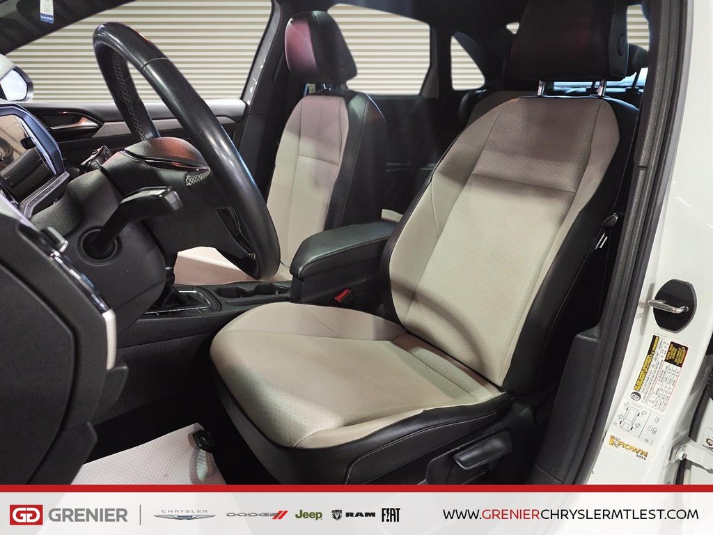 Volkswagen Jetta HIGHLINE + MANUELLE + TOIT OUVRANT 2019 à Pointe-Aux-Trembles, Québec - 7 - w1024h768px