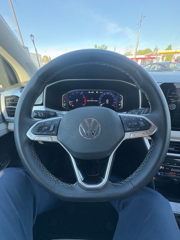 2025 Volkswagen Taos Comfortline in Pointe-Aux-Trembles, Quebec - 2 - w1024h768px