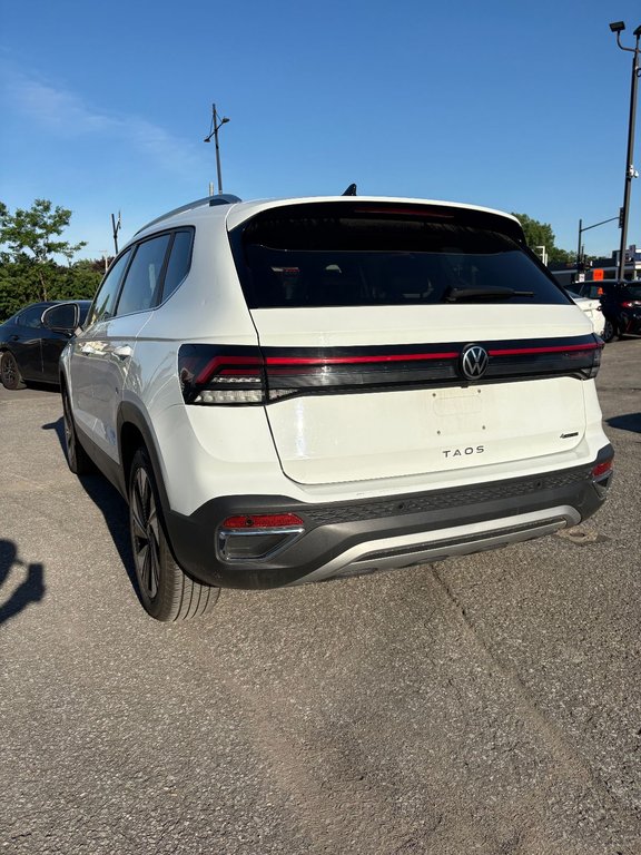 2025 Volkswagen Taos Comfortline in Pointe-Aux-Trembles, Quebec - 3 - w1024h768px