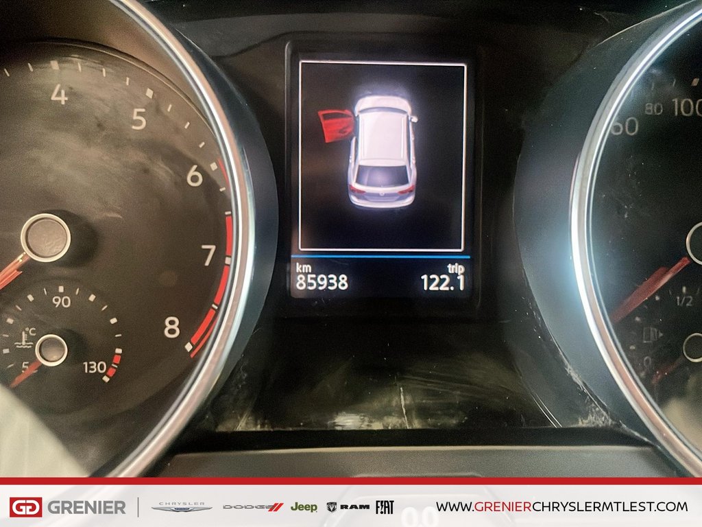 2020 Volkswagen Tiguan COMFORTLINE + AWD + CARPLAY in Pointe-Aux-Trembles, Quebec - 14 - w1024h768px