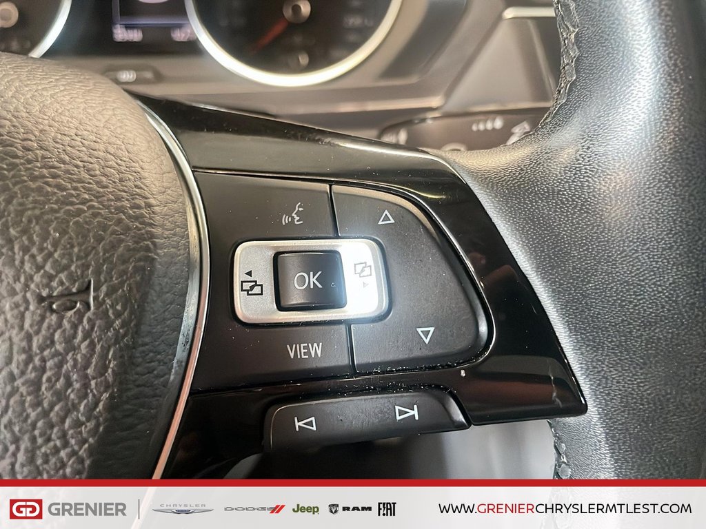 2020 Volkswagen Tiguan COMFORTLINE + AWD + CARPLAY in Pointe-Aux-Trembles, Quebec - 13 - w1024h768px