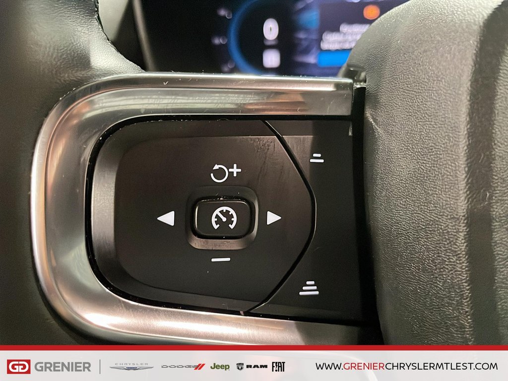 Volvo XC40 Recharge Pure Electric Ultimate 2024 à Pointe-Aux-Trembles, Québec - 15 - w1024h768px