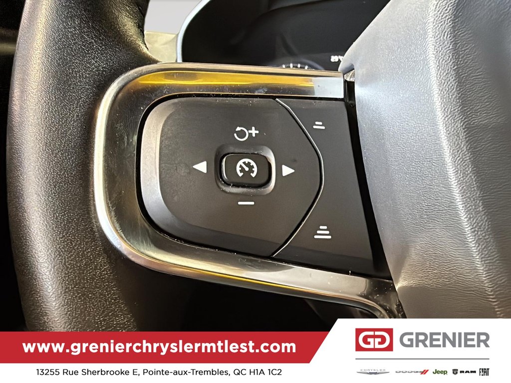 2020 Volvo XC40 Inscription T5 AWD in Pointe-Aux-Trembles, Quebec - 17 - w1024h768px