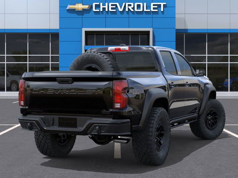 2025 Chevrolet Colorado ZR2 in Fredericton, New Brunswick - 4 - w1024h768px