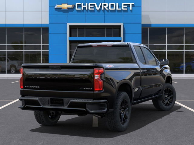 2024 Chevrolet Silverado 1500 Custom in Fredericton, New Brunswick - 4 - w1024h768px