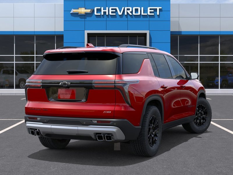 2027 Chevrolet Traverse Z71 in Fredericton, New Brunswick - 4 - w1024h768px