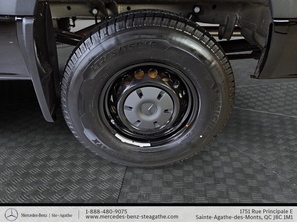 2026 Mercedes-Benz Sprinter 2500 170 Wheelbase High Roof AWD in Charlemagne, Quebec - 6 - w1024h768px
